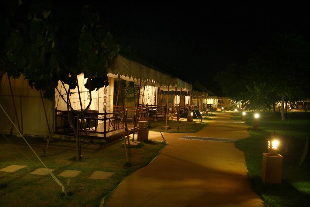 The Greenhouse Resort بوشكار الغرفة الصورة
